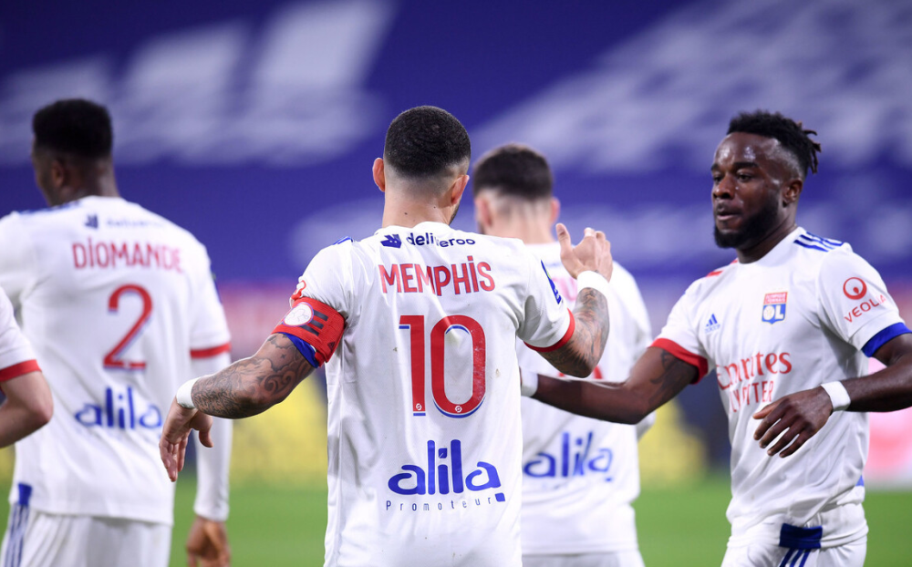 爱游戏体育- 费城76人艾弗森 